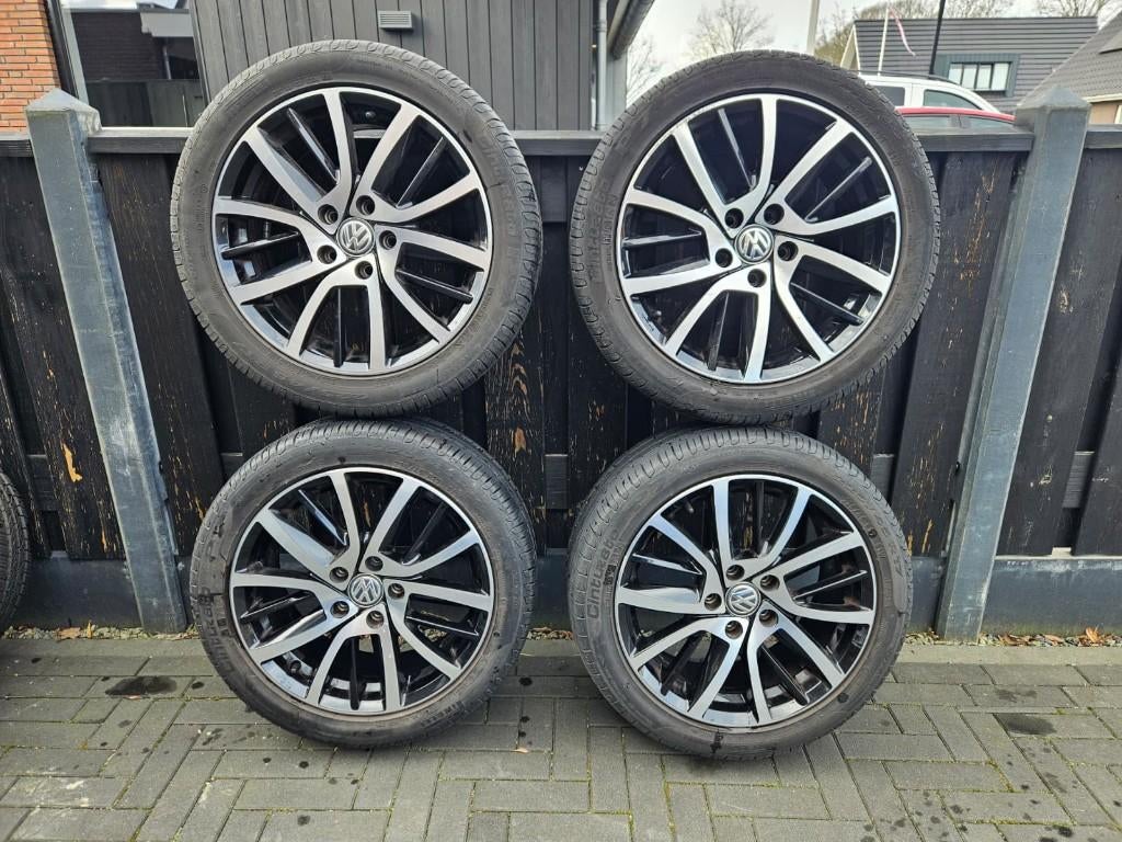 17 inch Volkswagen Golf 7 Blade Borbet velgen + zomerbanden, Auto-onderdelen, Banden en Velgen, Velg(en), Zomerbanden, 17 inch