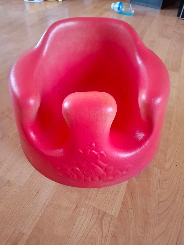 Rode Bumbo Babyzitje - Comfortabel en Veilig, Ophalen, Zo goed als nieuw, Overige typen