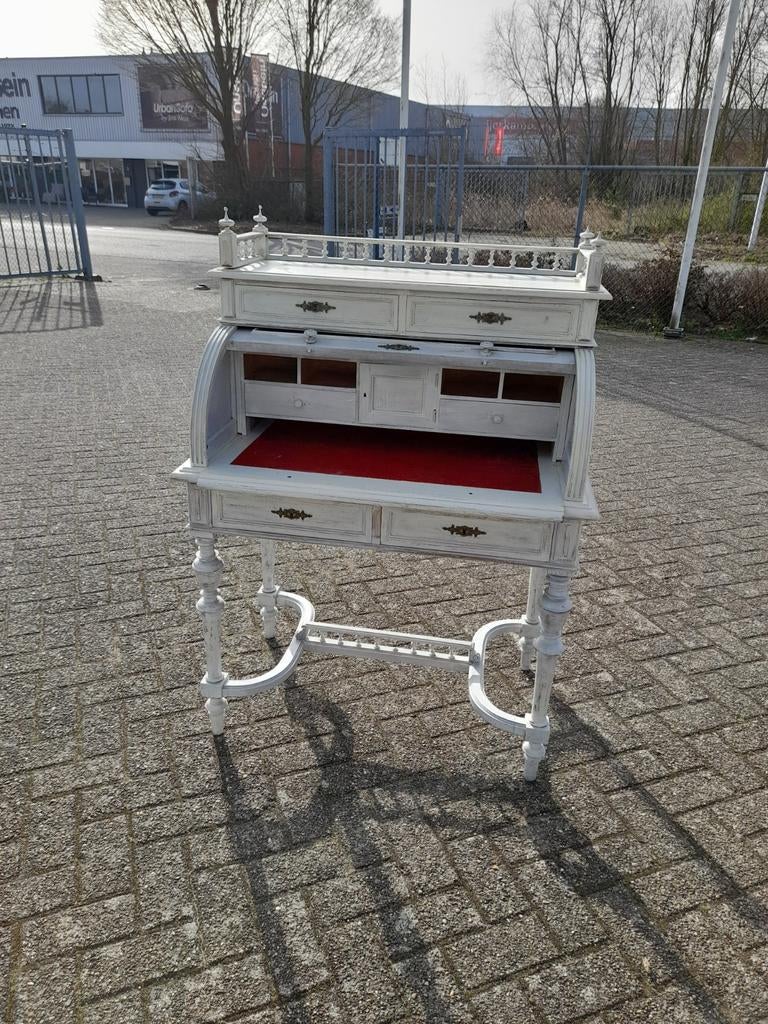 Antieke brocante schrijf tafel bureau, Antiek en Kunst, Antiek | Meubels | Tafels, Ophalen of Verzenden