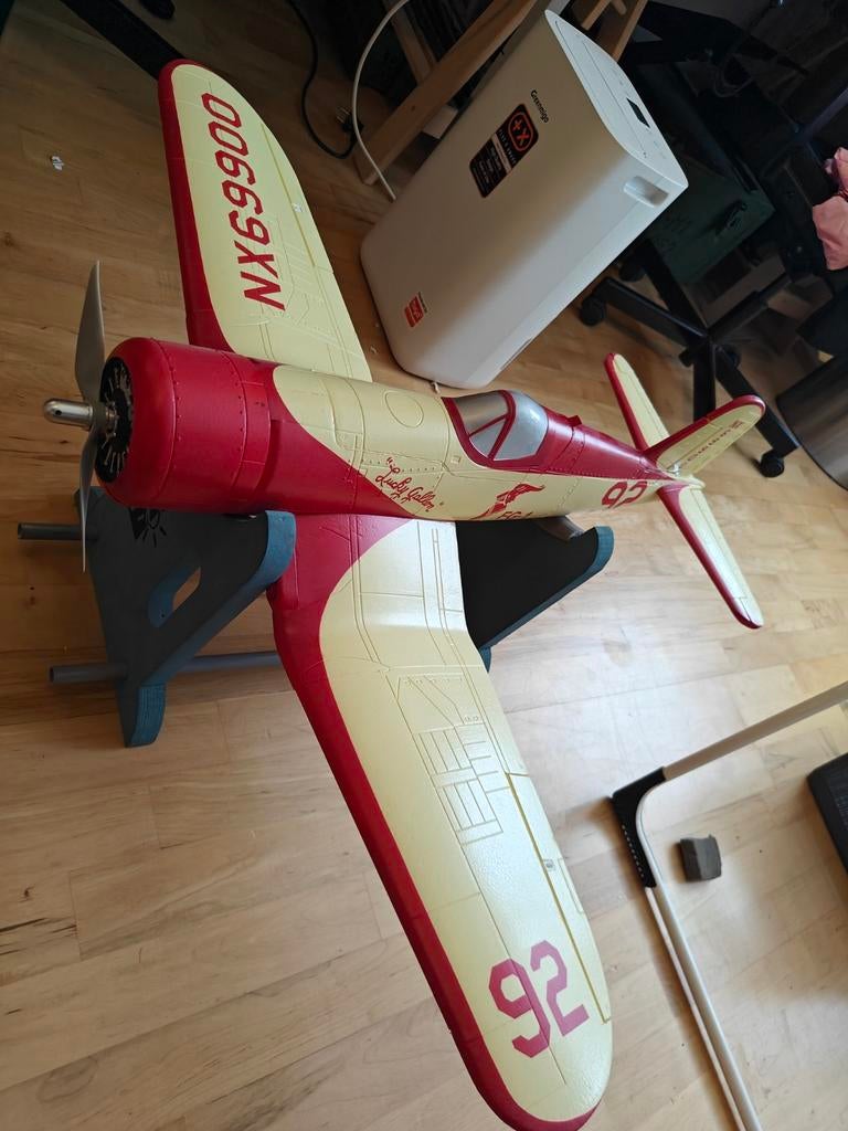 Reno Aces FG-1 Corsair "Lucky Gallon" EPO 990mm, Ophalen, Nieuw, Elektro, RTF (Ready to Fly)