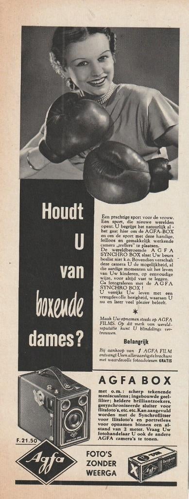 Retro reclame 1955 Agfa box met boxende dames, Verzenden, Overige typen