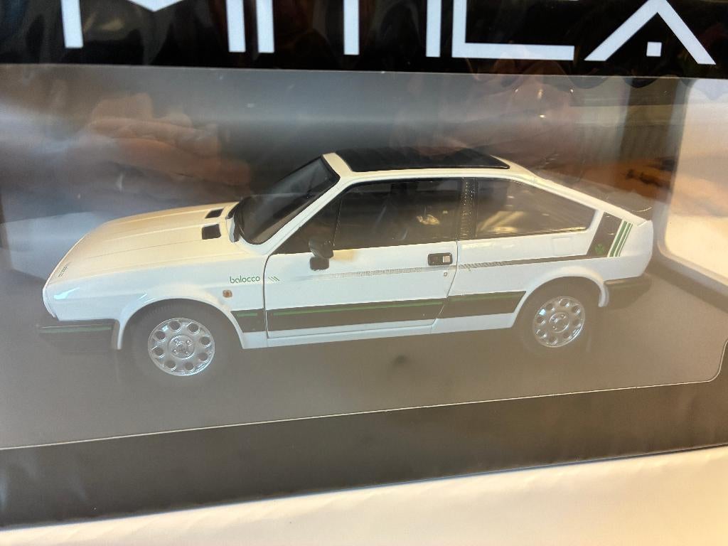 27656 Alfa Romeo Sprint 1.5 Quadrifoglio Verde Balocco - '84, Hobby en Vrije tijd, Modelauto's | 1:18, Overige merken, Auto, Viale Europa Unita snc, Zona Industriale, 64032 Casoli Di Atri