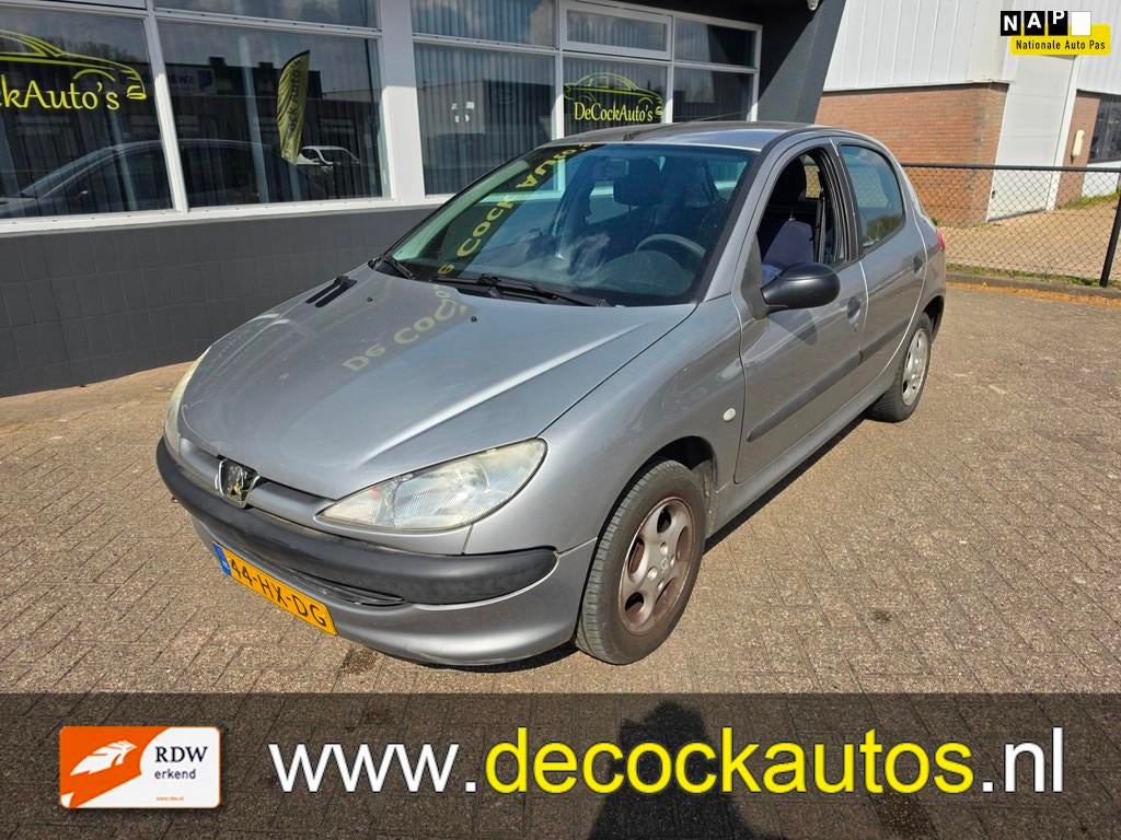 Peugeot 206 1.4 XR, Auto's, Peugeot, Bedrijf, Te koop, Airbags, Centrale vergrendeling, Elektrische ramen, Metallic lak, Startonderbreker