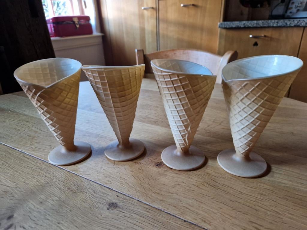 GLAZEN SORBET 🍨🍨 IJSCOUPES 4X, Ophalen of Verzenden, Glas, Overige stijlen, Glas of Glazen