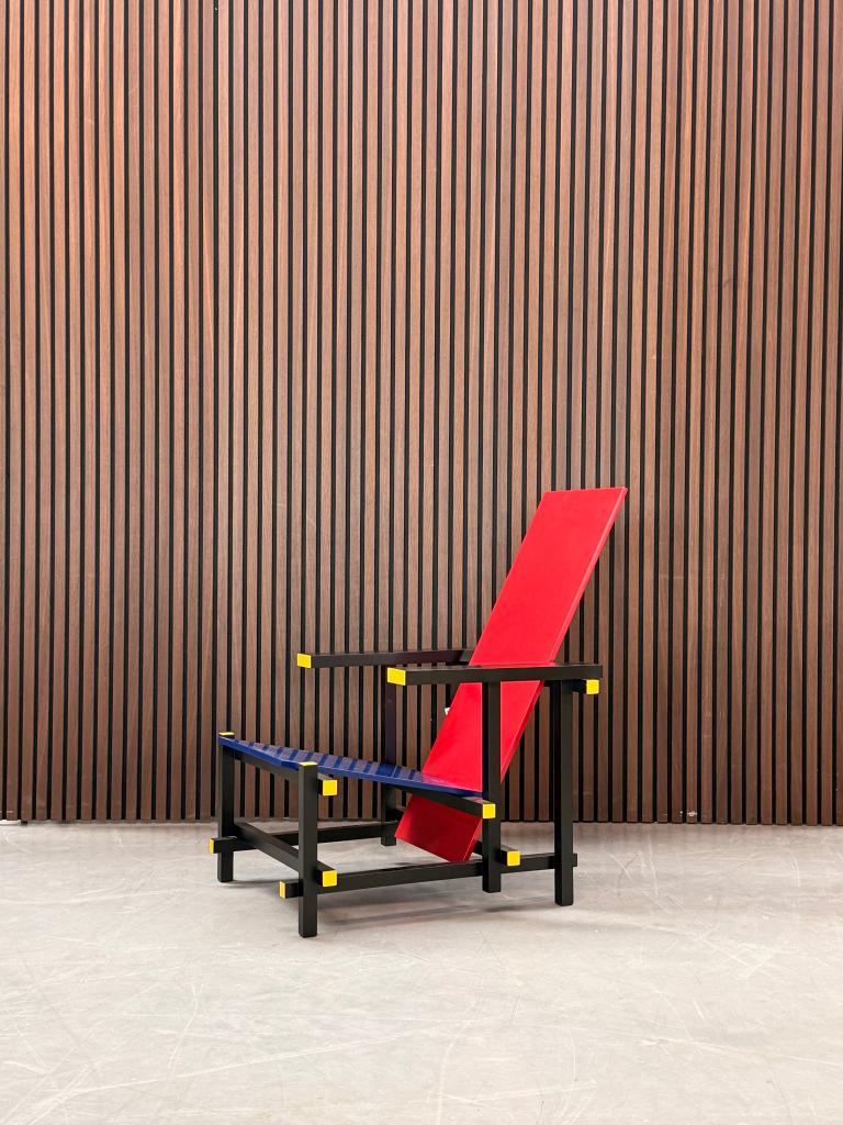 Cassina Red and Blue Chair, Ophalen of Verzenden