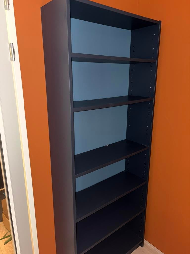 IKEA Billy Boekenkast (Zwart) blauw 80x28x202 cm, Huis en Inrichting, Kasten | Boekenkasten, Zo goed als nieuw, 50 tot 100 cm