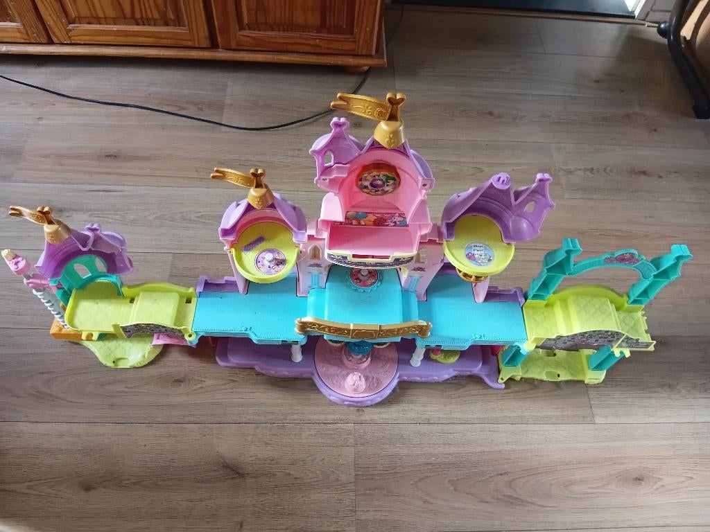 VTech Droomkasteel Vrolijke Vriendjes, Ophalen, Zo goed als nieuw