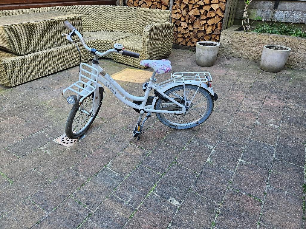 Witte meisjesfiets 20 inch, Ophalen, Terugtraprem, Gebruikt, Handrem