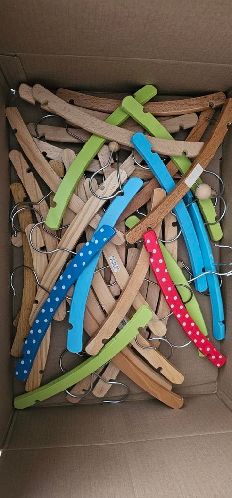 Baby kleding hangertjes 38st., Ophalen of Verzenden, Zo goed als nieuw, Jongetje of Meisje