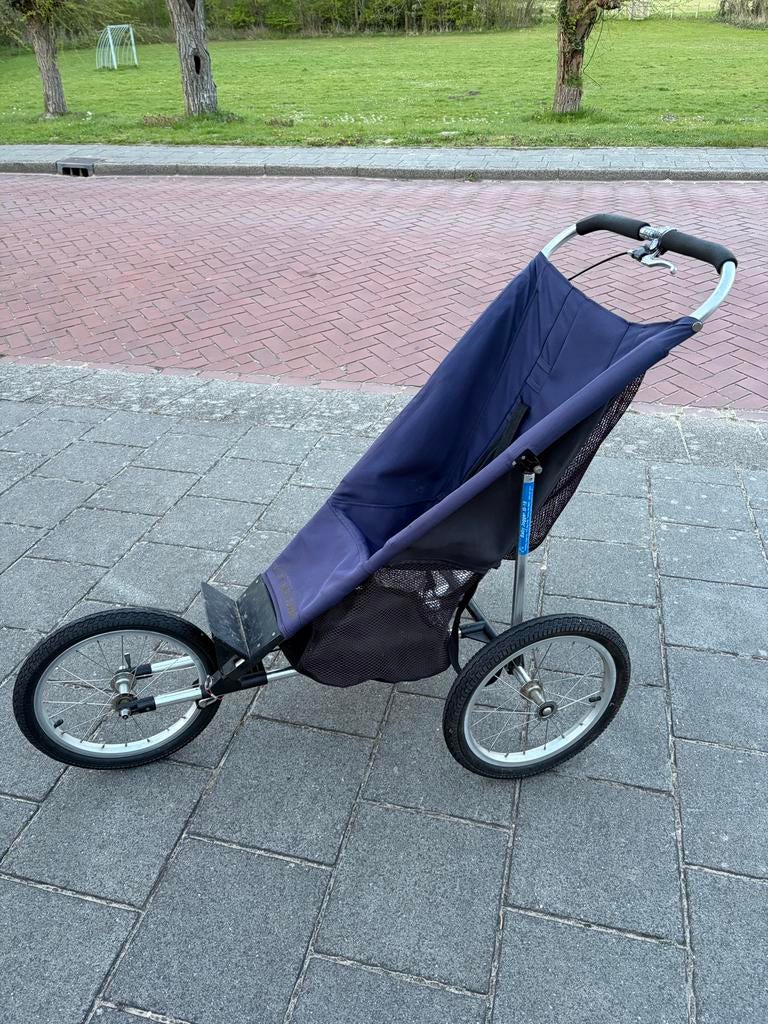 Baby jogger hardloopwagen, Kinderen en Baby's, Kinderwagens en Combinaties, Gebruikt, Luchtbanden, Ophalen, Kinderwagen