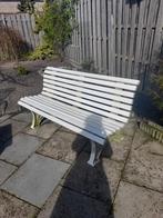 Witte tuinbank met metalen onderstel, Tuin en Terras, Ophalen of Verzenden, Gebruikt, Kunststof