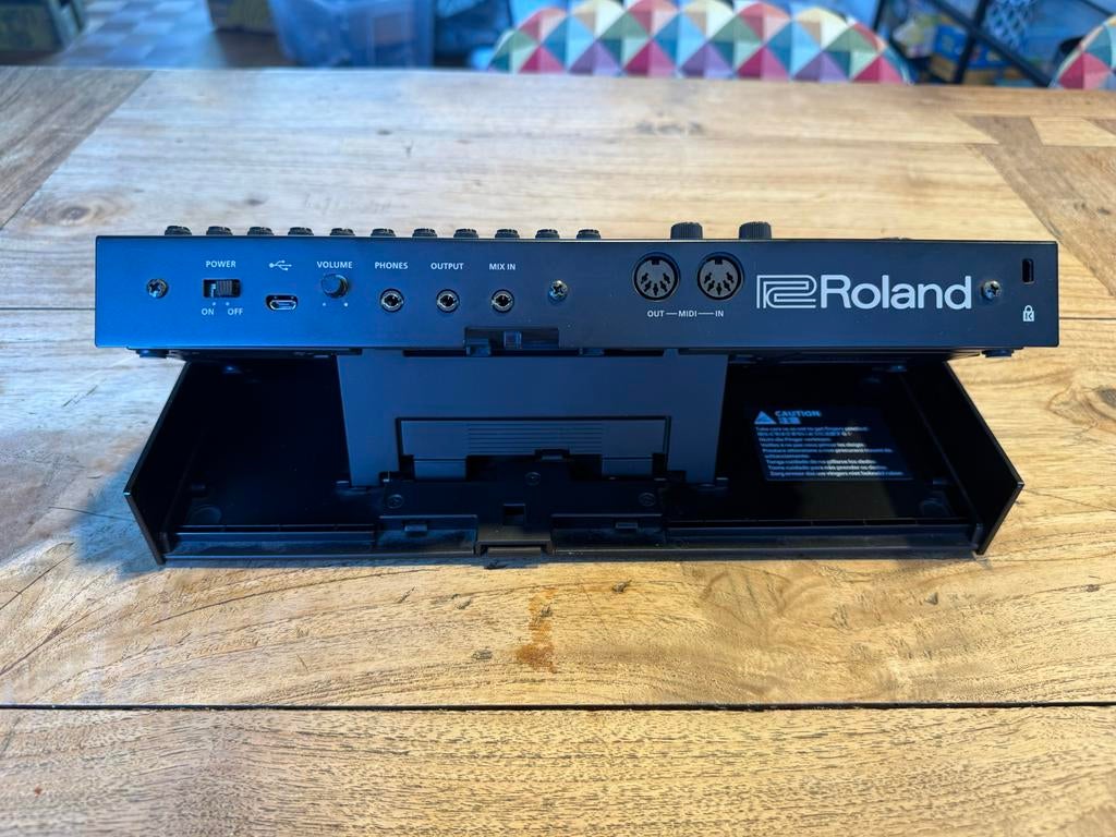 Roland TR-08 drumcomputer, Muziek en Instrumenten, Drumcomputers, Ophalen of Verzenden, Gebruikt, Roland