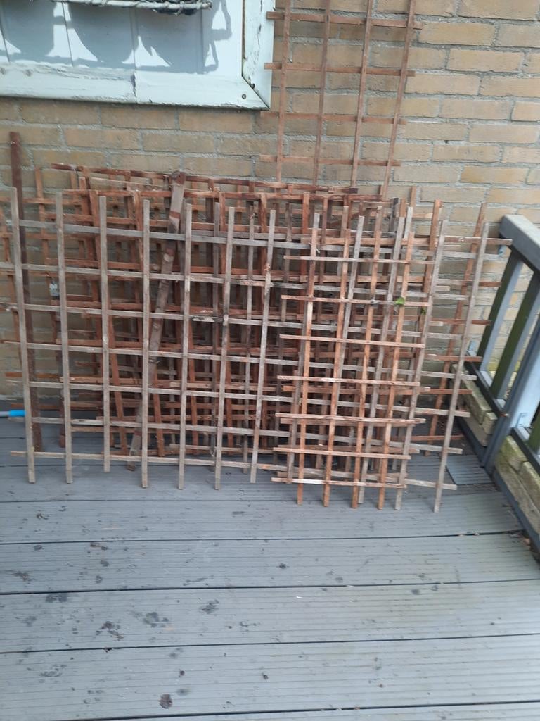 Houten plantenrekjes voor klimplanten, Ophalen, Gebruikt