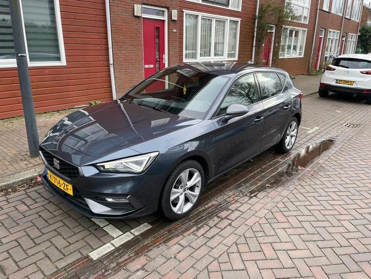 Seat Leon 1.4 TSI E-hybrid Phev 204pk Dsg-6 2021 Grijs, Auto's, Seat, Bedrijf, Leon, Hybride Elektrisch/Benzine, Plug-in hybride