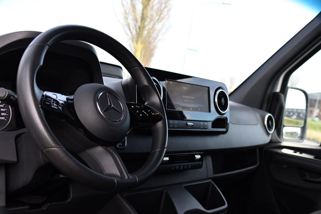 Mercedes-Benz Sprinter 317 1.9 CDI L2 Pro AMG Edition FACE L, Automaat, Lichtsensor, 4 cilinders, Wit
