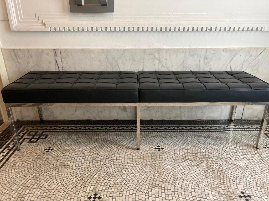 Zitbank Florence Knoll, Ophalen