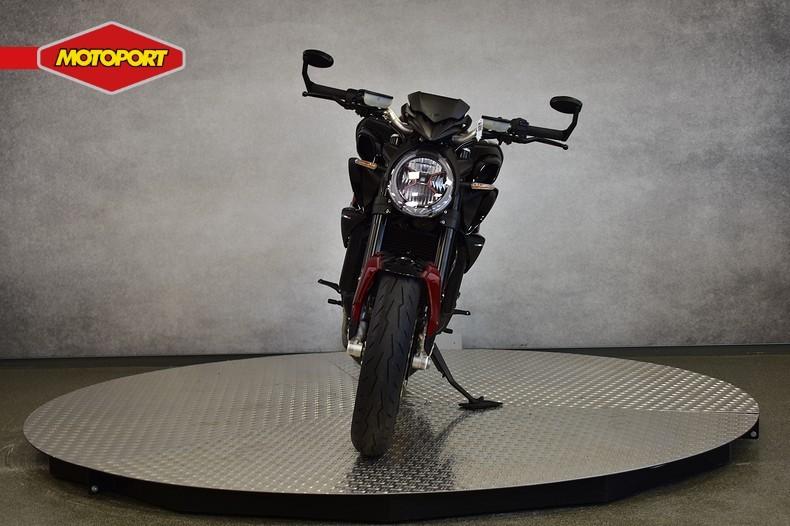 MV Agusta BRUTALE 800 RR (bj 2023), Motoren, Motoren | MV Agusta, MotoMundo, Bedrijf, Wieken 74 i
1633 GX  Avenhorn, NL, Info@motomundo.eu