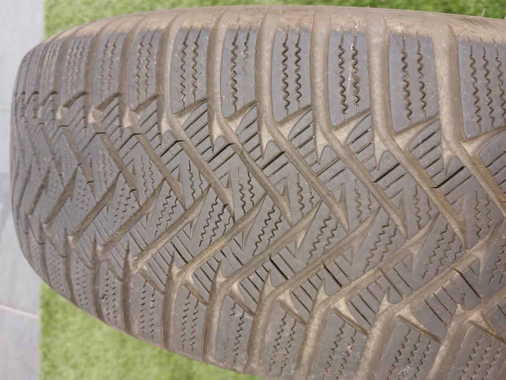 Winterbanden met velg voor Toyota - Goed profiel, Ophalen of Verzenden, Gebruikt