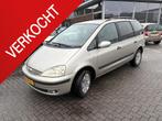 Ford Galaxy 2.3-16V Ghia Automaat, Auto's, Ford, Stof, 4 cilinders, 700 kg, 7 stoelen