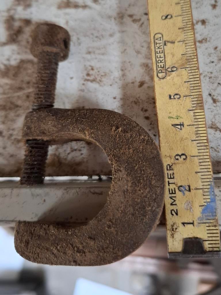 Oude lijmklem / G-klem, Ophalen, Gebruikt