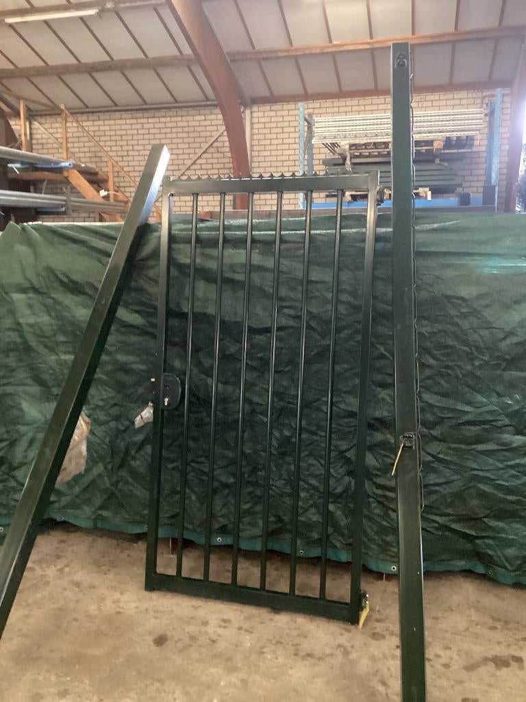 4. Enkele Spijlenpoort Puntenkam Groen 100x195cm, Tuin en Terras, Ophalen, 100 tot 150 cm, Zo goed als nieuw, Draaipoort
