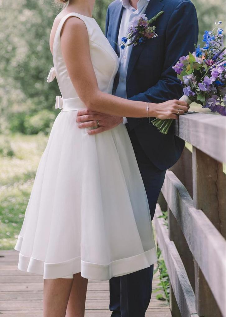 Trouwjurk maat 36, Kleding | Dames, Trouwkleding en Trouwaccessoires, Zo goed als nieuw, Trouwjurk, Wit, Ophalen