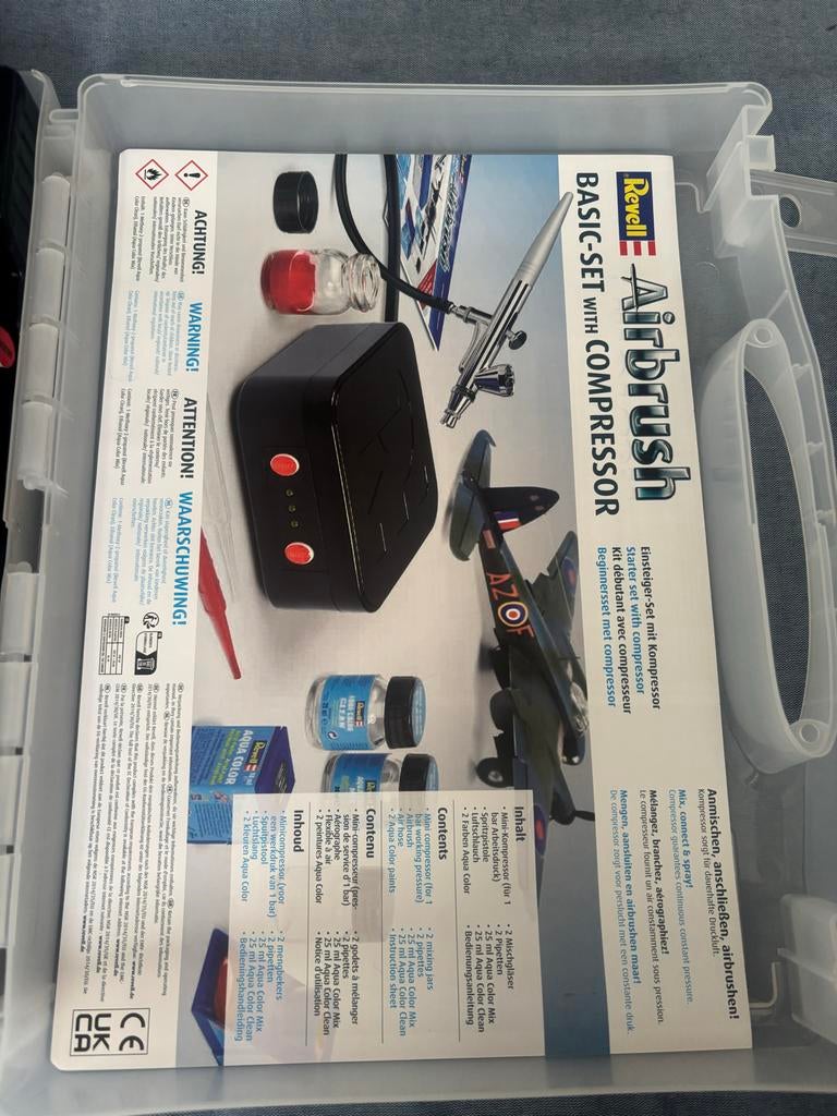 Revell Airbrush Starter Set met Compressor en Extra's, Hobby en Vrije tijd, Ophalen of Verzenden, Zo goed als nieuw, Airbrush en Toebehoren