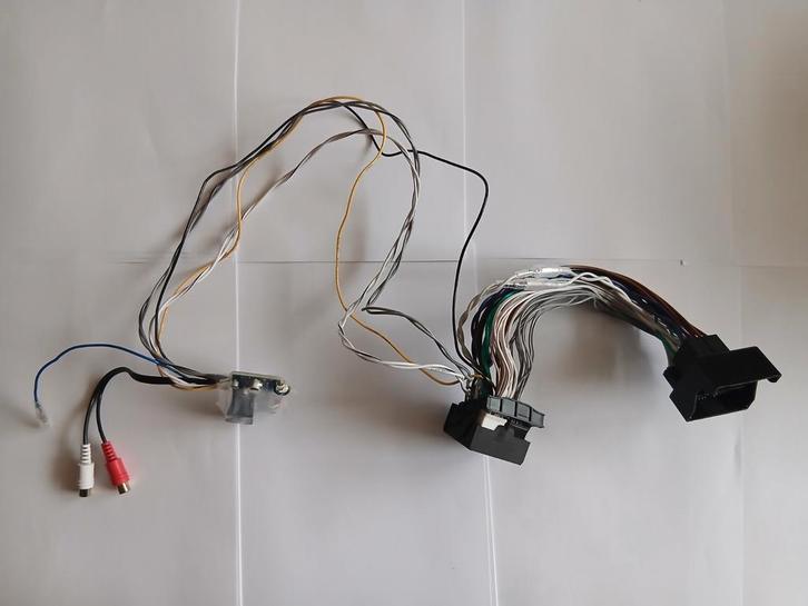 BMW 1 Serie Versterker Kabel Subwoofer, Auto-onderdelen, Elektronica en Kabels, BMW, Gebruikt, Ophalen of Verzenden