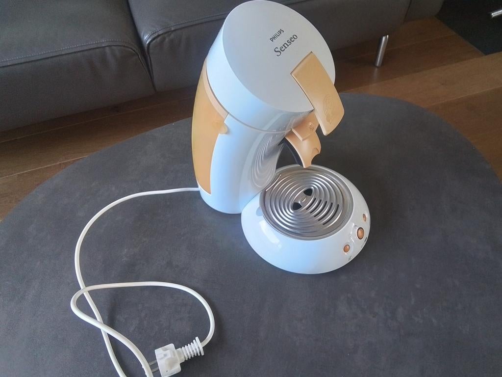 Philips Senseo Koffiezetapparaat Wit/Oranje, Gebruikt, Koffiemachine, Ophalen of Verzenden, 1 kopje