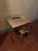 Retro kleuter bureau / schoolbankje, Kinderen en Baby's, Kinderkamer | Tafels en Stoelen, Ophalen, Gebruikt, Tafel(s) en Stoel(en)