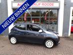 Toyota Aygo 1.0 VVT-i x-play NAP,AIRCO,CAMERA ! (bj 2015), Auto's, Toyota, Voorwielaandrijving, Euro 5, Gebruikt, Start-stop-systeem