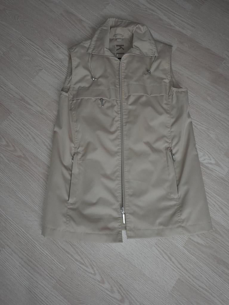 Dunne bodywarmer maat s, Kleding | Dames, Bodywarmers, Ophalen of Verzenden, Zo goed als nieuw, Maat 38/40 (M), Beige