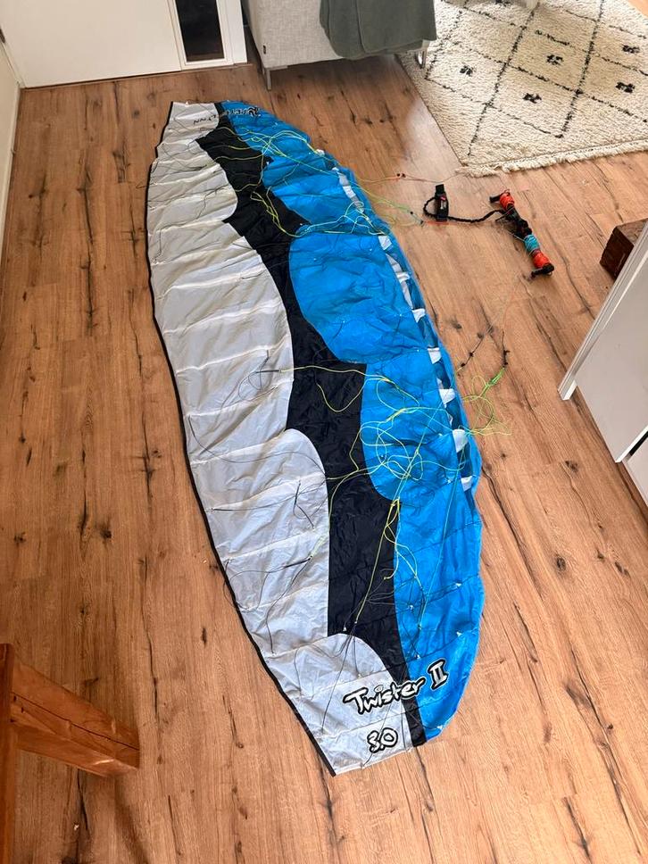 Peter Lynn Twister 3.0 Powerkite, Sport en Fitness, Vliegeren, Gebruikt, Vlieger, Vierlijns, Ophalen of Verzenden