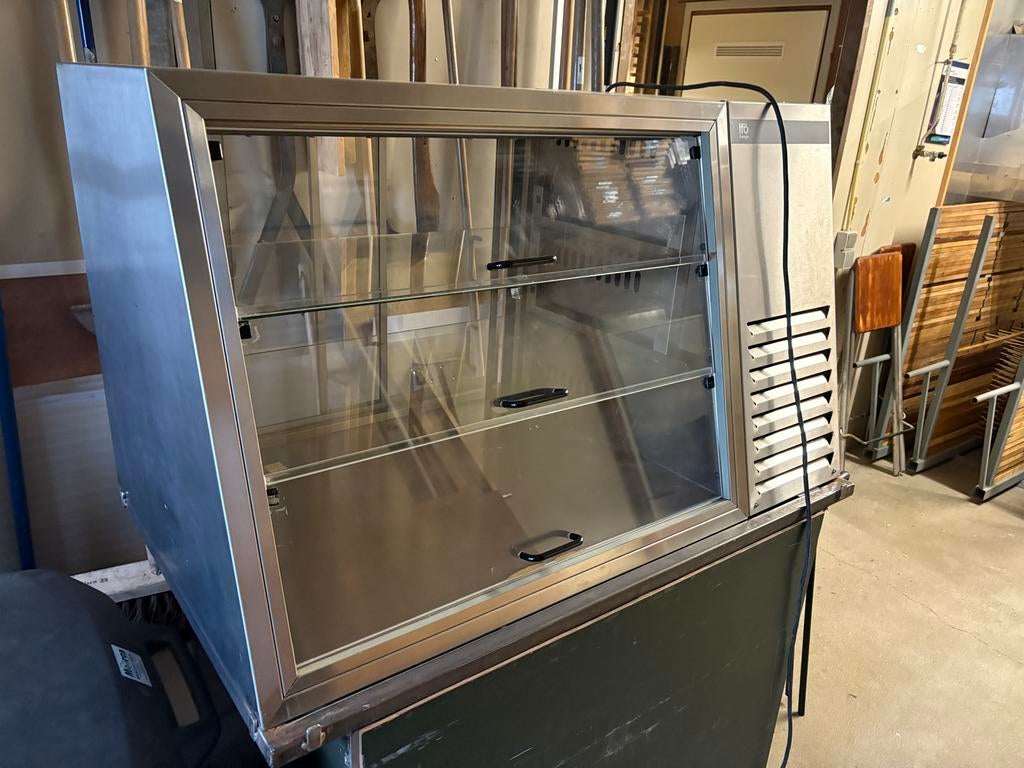Gekoelde Vitrine - Derrez Koelinstallatie, Ophalen, Gebruikt, Koelen en Vriezen