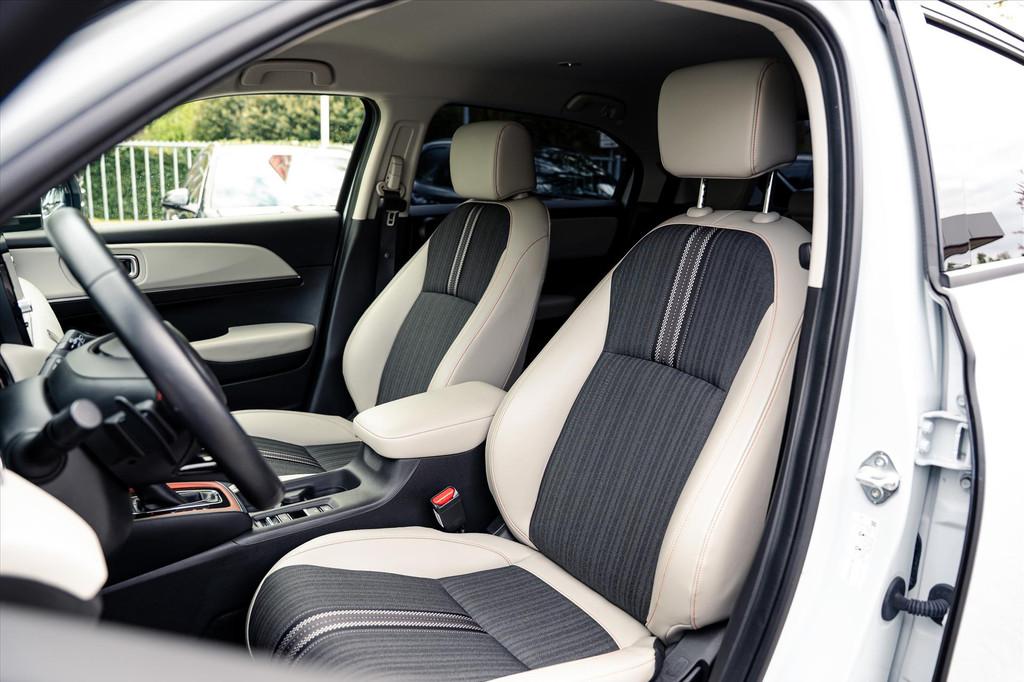 Honda HR-V 1.5 Full Hybrid Advance Style Automaat | Dealeron, Automaat, Euro 6, Leder en Stof, Wit
