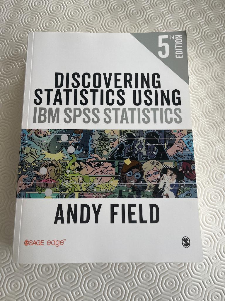 Discovering Statistics using IBM SPSS Statistics 5th edition, Overige wetenschappen, Ophalen of Verzenden, Zo goed als nieuw, Andy Field