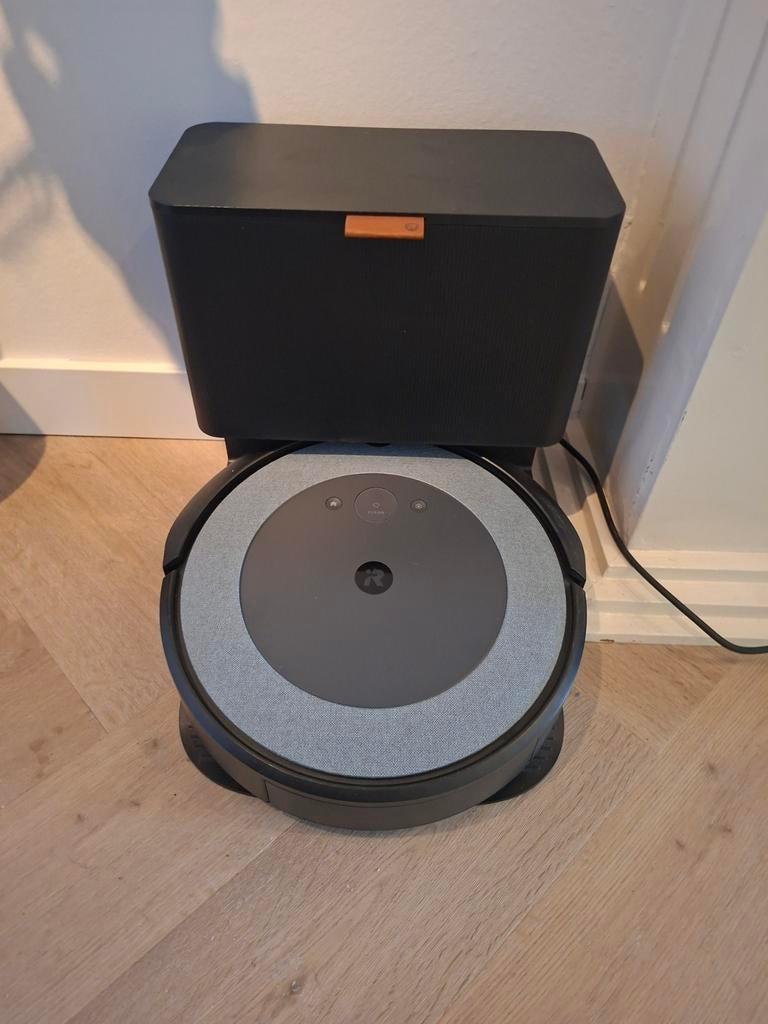 IROBOT stofzuiger met dweil functie, Ophalen of Verzenden, Zo goed als nieuw