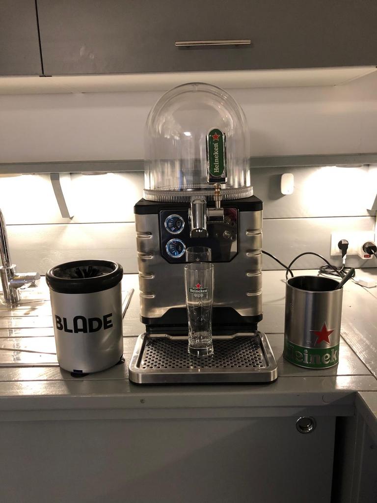 Heineken Blade thuistap zo goed als nieuw met accessoires, Witgoed en Apparatuur, Thuistaps, Ophalen, Zo goed als nieuw, Overige merken