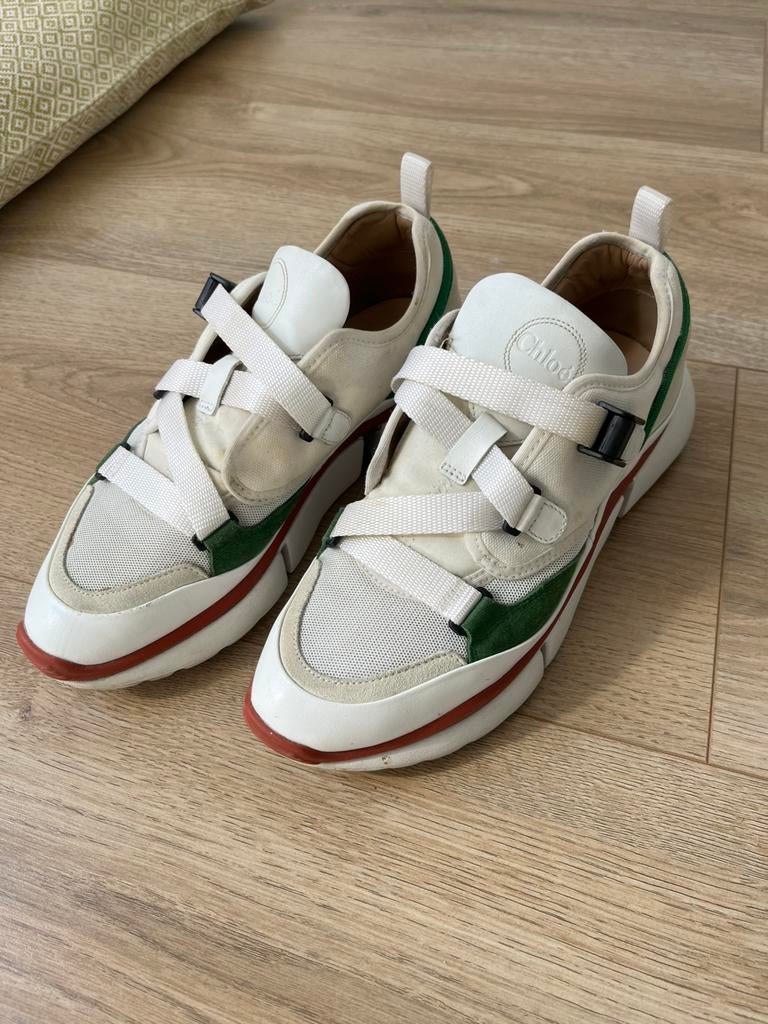 Chloé sneakers maat 40 (vallen groter). Unisex, Kleding | Dames, Schoenen, Wit, Ophalen of Verzenden, Sneakers of Gympen, Zo goed als nieuw