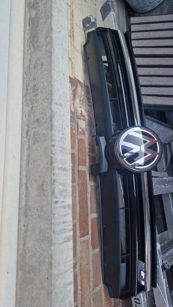 Golf 7,5 R-line Gril Orgineel  VW Met VW Logo, Ophalen of Verzenden, Bumper