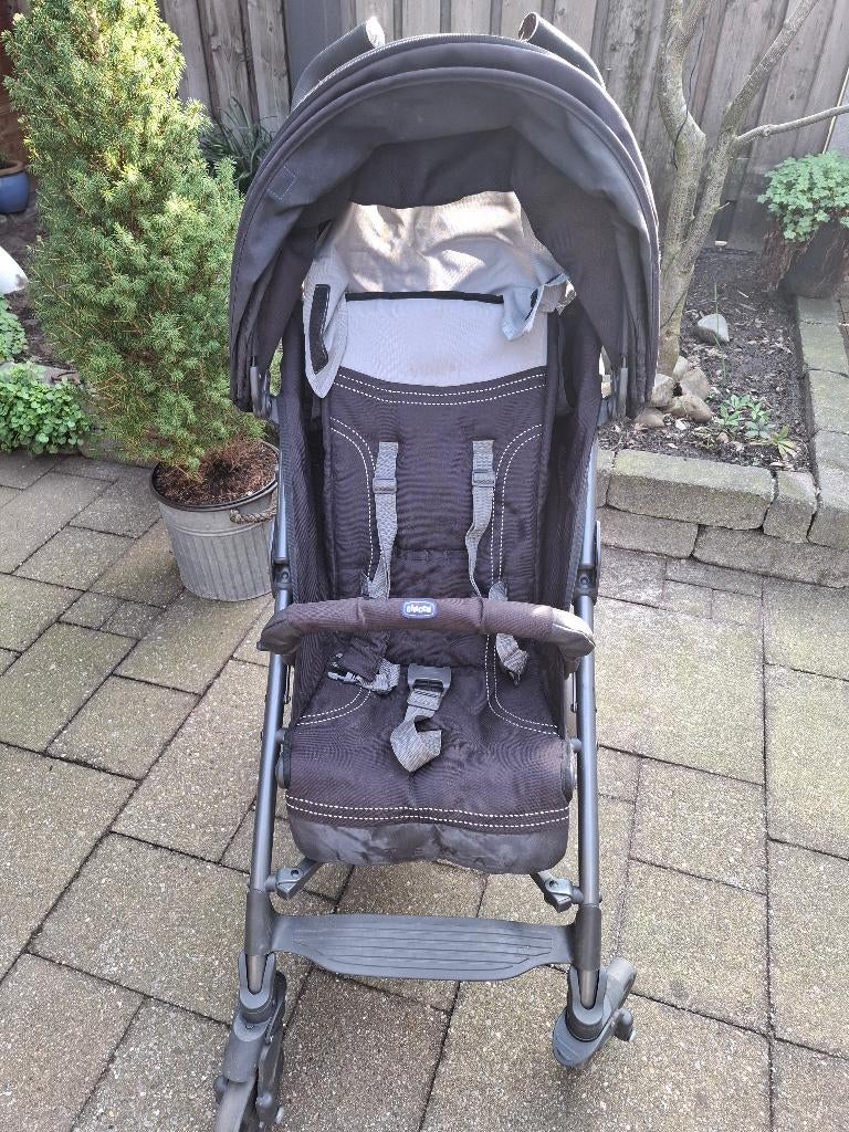 Chicco lightway kinderbuggy, Kinderen en Baby's, Buggy's, Ophalen, Gebruikt, Overige merken, Verstelbare rugleuning