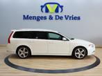 Volvo V70 2.0T R-Edition R Design | Airco ECC | Stoelverwarm, Euro 5, Zwart, 4 cilinders, Navigatiesysteem