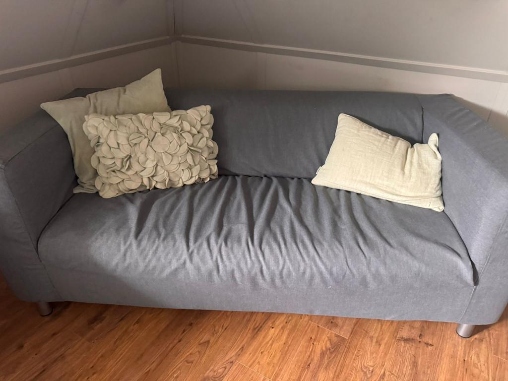 Ikea bankje - Compact en comfortabel, Huis en Inrichting, Gebruikt, 150 tot 200 cm, Tweepersoons, 75 tot 100 cm