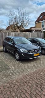 Volvo XC60 T5 FWD Summum automaat vol!, Auto's, Volvo, 1800 kg, Zwart, Leder, XC60