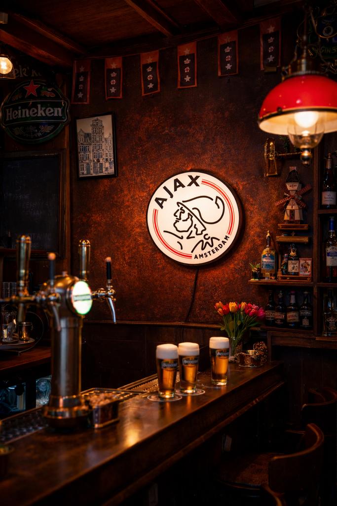 Ajax lamp, Ophalen of Verzenden