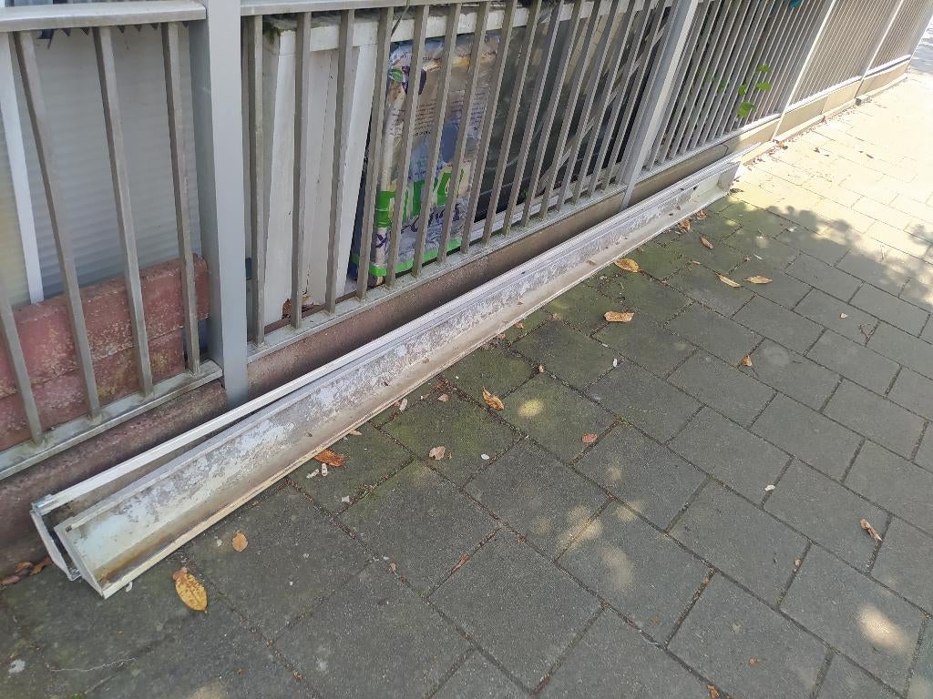 Dakgoot, Doe-het-zelf en Verbouw, Buizen en Afvoer, Gebruikt, Pvc, Minder dan 20 mm, 6 meter of meer
