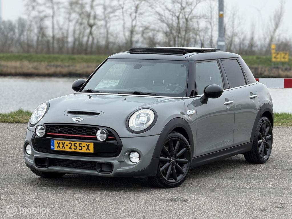 Mini Mini 2.0 Cooper SD, John Cooper Works, Head Up, Pano !, Auto's, Voorwielaandrijving, Euro 6, 4 cilinders, 125 €/maand