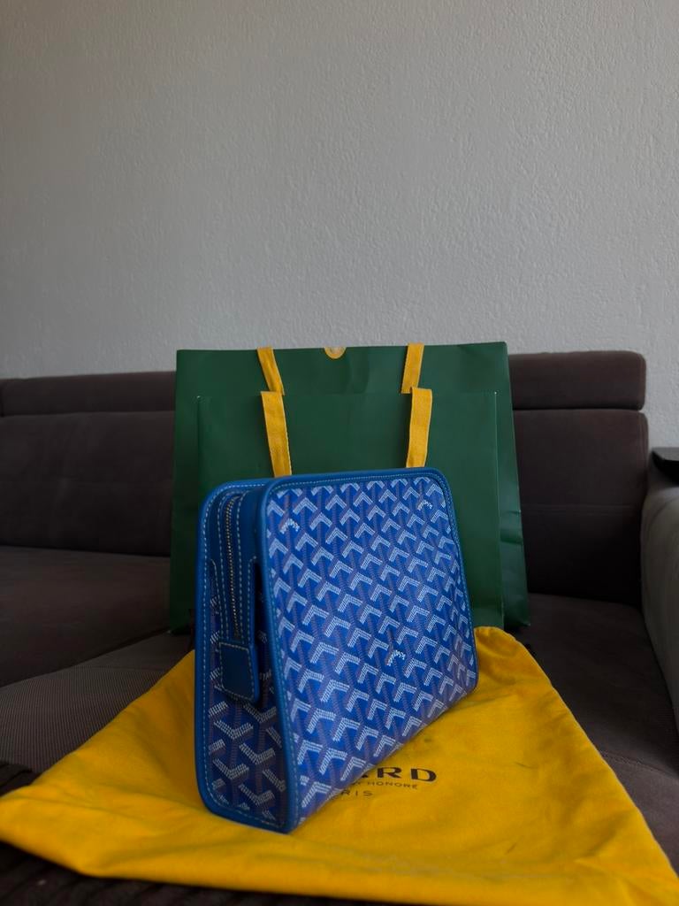 Goyard mm jouvence toiletry bag, Sieraden, Tassen en Uiterlijk, Tassen | Schoudertassen, Ophalen of Verzenden, Nieuw, Blauw, Leer