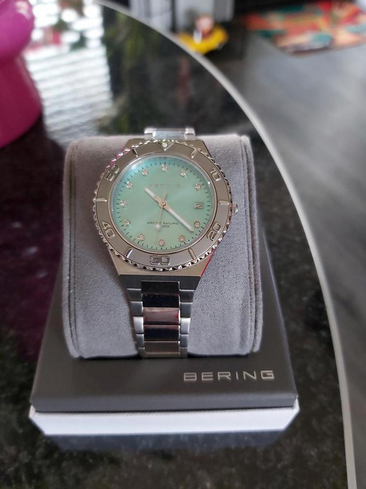 Bering dameshorloge met turquoise wijzerplaat, Sieraden, Tassen en Uiterlijk, Horloges | Dames, Zo goed als nieuw, Polshorloge