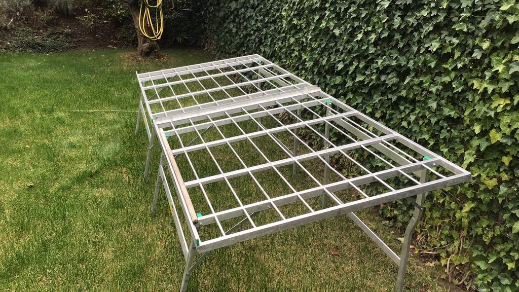 Verkooptafels Aluminium, Ophalen of Verzenden, Zo goed als nieuw, Aluminium